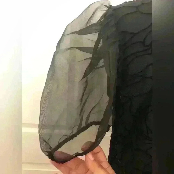 Free Misses black lace organza puffy short sleeves Medium - Picture 5 of 6